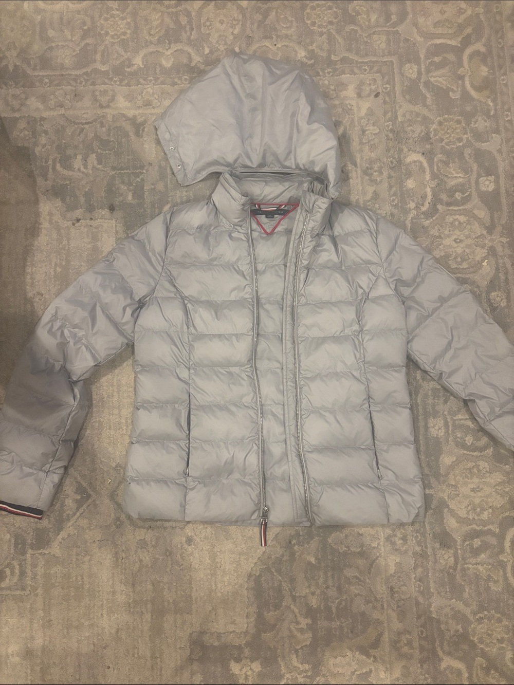 Tommy Hilfiger Light Gray Quilted Puffer Jacket with Hood